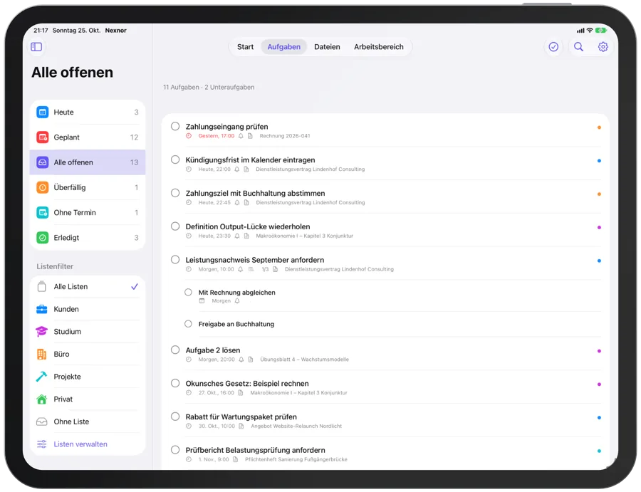 „Aufgaben“ auf dem iPad: links die intelligenten Listen und eigenen Listen, rechts die offenen Aufgaben mit Termin und Dokument